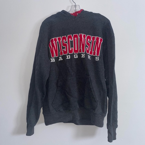 Wisconsin Badgers Sweater - Picture 1 of 5